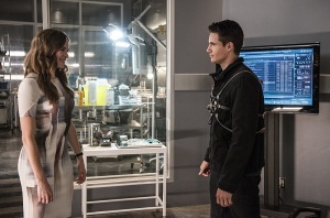 The Flash -- "The Man Who Saved Central City" -- Image FLA201b_0080b -- Pictured (L-R): Danielle Panabaker as Caitlin Snow and Robbie Amell as Ronnie -- Photo: Cate Cameron /The CW -- ÃÂ© 2015 The CW Network, LLC. All rights reserved